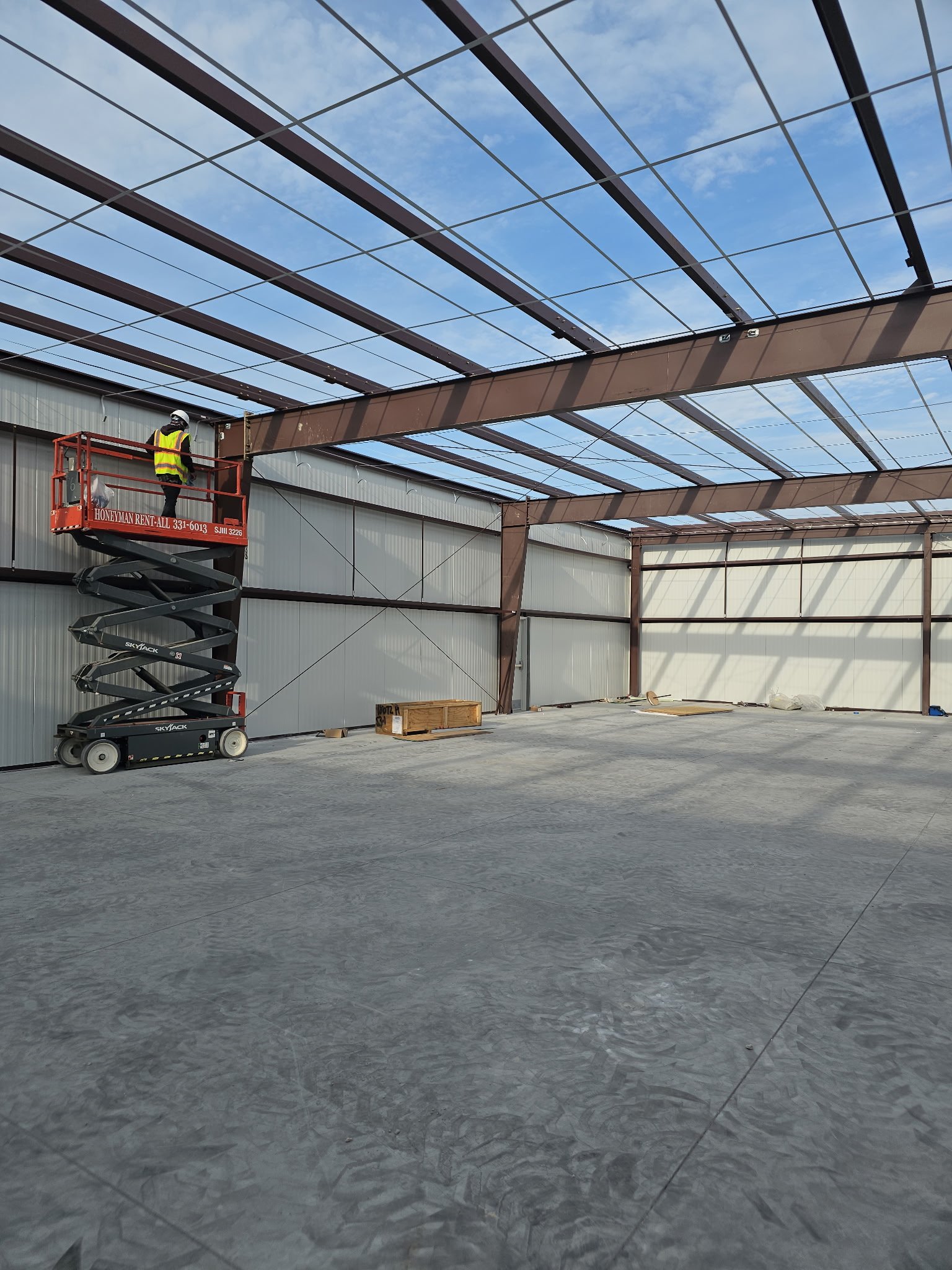 How the Right Lot Can Make or Break Your Steel Building Erection Timeline